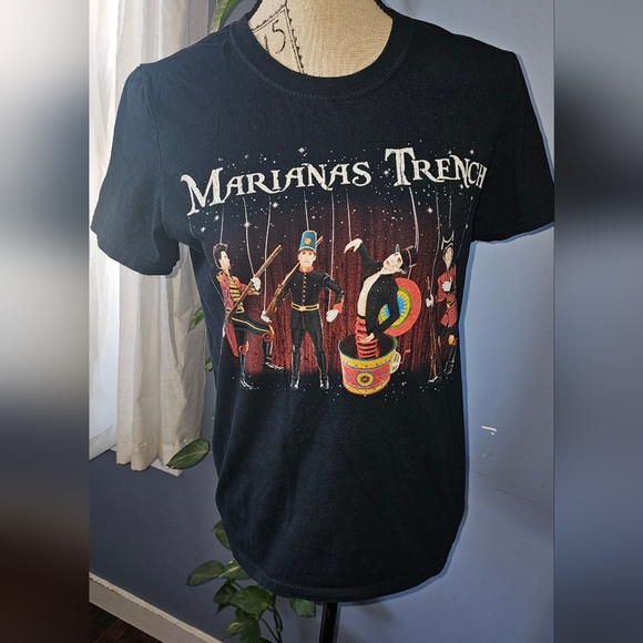 Other - Marianas trench shirt
